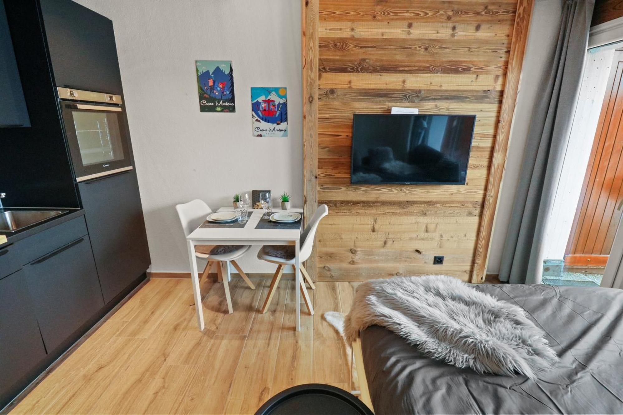 Appartement Joli Studio Avec Parking Gratuit à Crans-Montana Extérieur photo